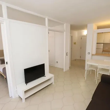 Diferentflats Novelty Apartment Salou Room photo