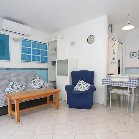 Diferentflats Novelty Apartment Salou Exterior photo